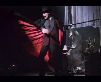 Imagenes del Video A Kind Of Magic