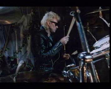 Imagenes del Video A Kind Of Magic